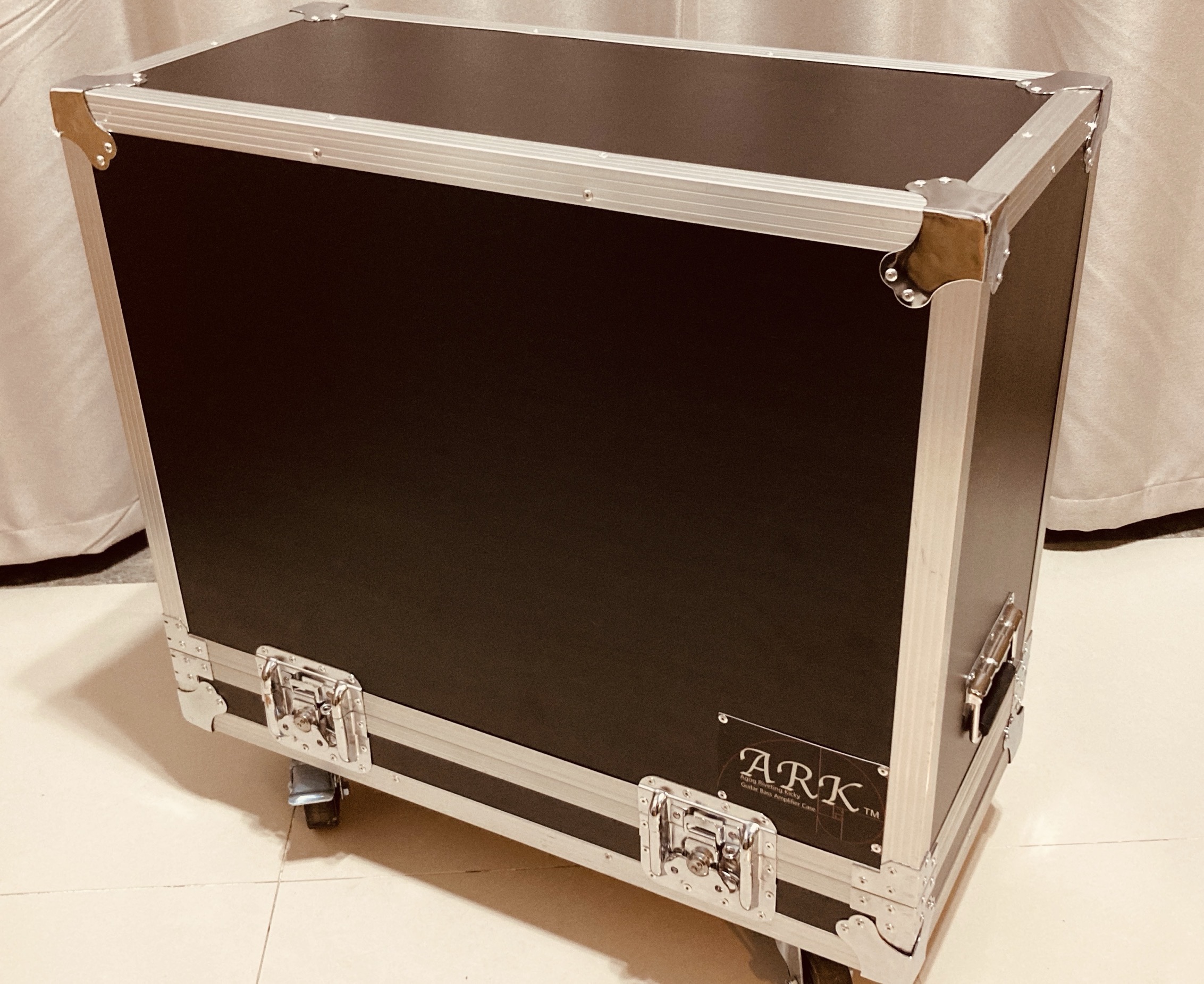 ギターアンプケース　コンボアンプケース